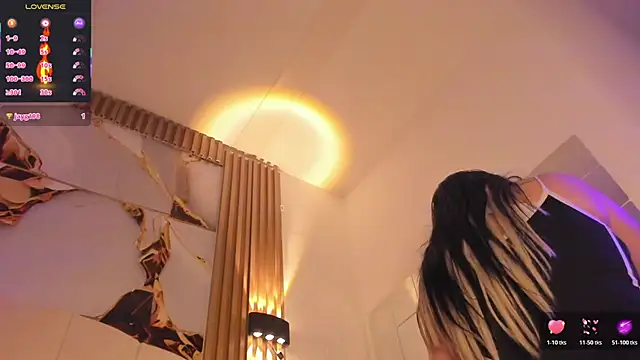 AgathaAtenea online show from February 4, 2026, 6:36 pm