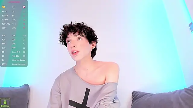 Snapshot of ColeStorm chatting on October 17, 2025, 8:54 pm ColeStorm online show from October 17, 2025, 8:54 pm