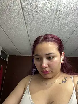 Leakitten online show from December 17, 2025, 1:43 am