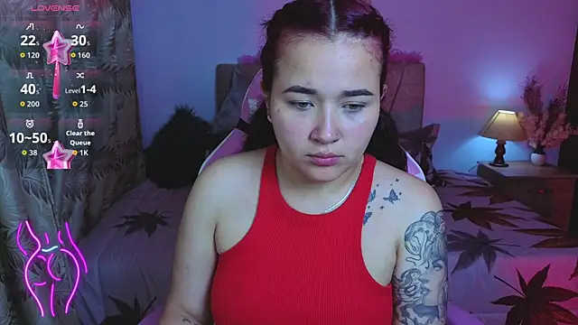 Snapshot of Leakitten chatting on November 4, 2025, 12:58 am Leakitten online show from November 4, 2025, 12:58 am