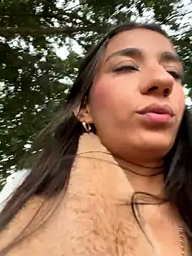 -juicy  online show from February 24, 2026, 10:32 pm