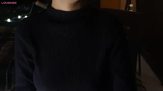 NidhiChandra online show from November 27, 2025, 10:48 am