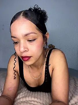 Snapshot of Yasmin777_ chatting on January 12, 2026, 11:53 pm Yasmin777 online show from January 12, 2026, 11:53 pm