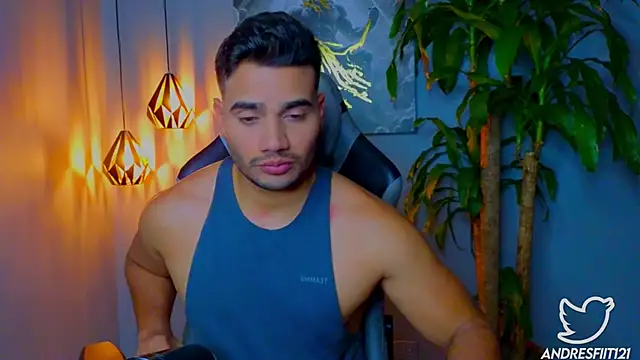 Snapshot of AndresR3 chatting on October 5, 2025, 11:28 pm AndresR3 online show from October 5, 2025, 11:28 pm