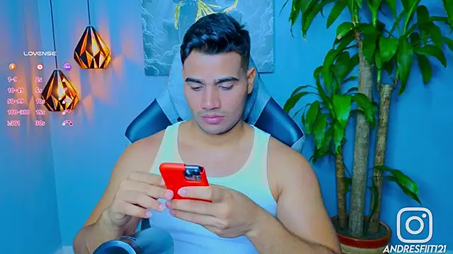 Snapshot of AndresR3 chatting on September 20, 2025, 2:49 am AndresR3 online show from September 20, 2025, 2:49 am