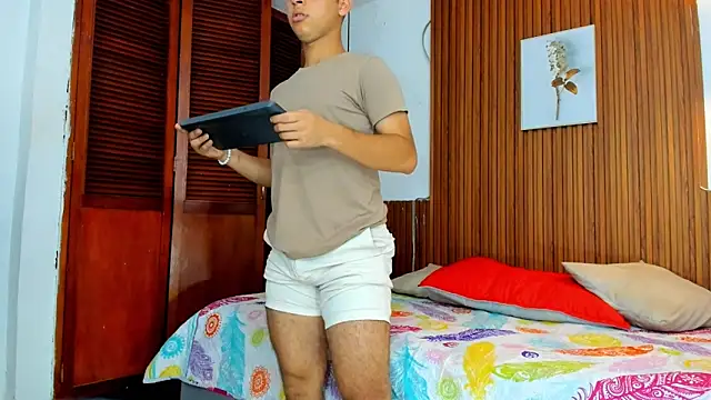 David niet online show from September 27, 2025, 6:36 pm