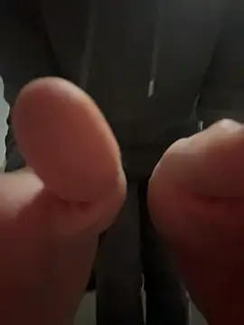 yourmaster2025 online show from January 9, 2026, 11:33 pm