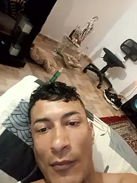 Alejobig27 online show from January 17, 2026, 5:44 am