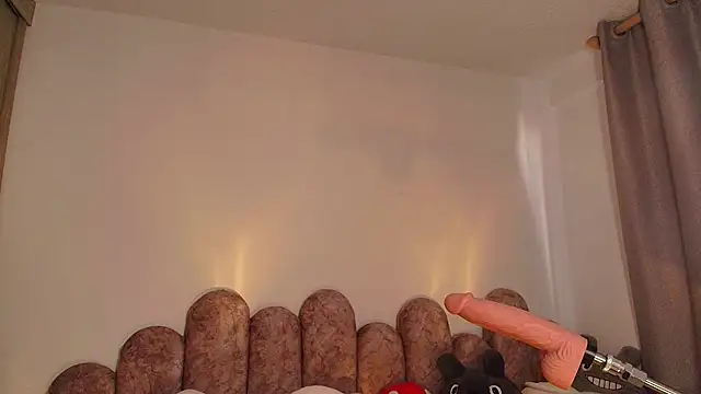 Claiborne Morris online show from October 15, 2025, 10:07 pm