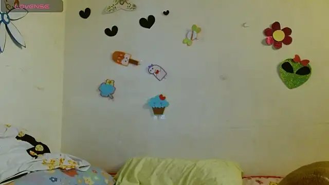 Snapshot of Akasha001 chatting on October 17, 2025, 9:49 pm Akasha001 online show from October 17, 2025, 9:49 pm