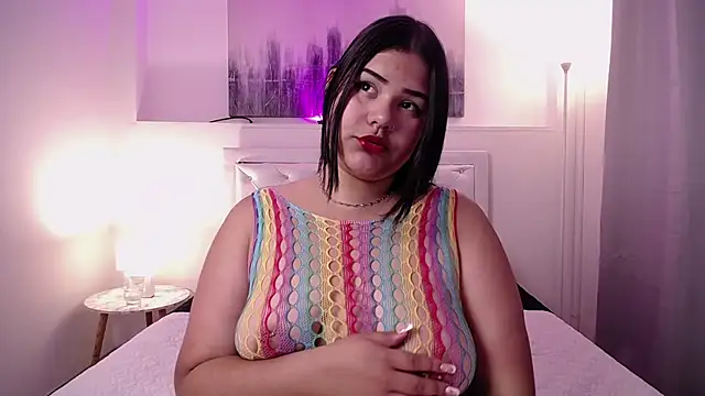 Snapshot of LucyColleen chatting on September 10, 2025, 9:36 pm LucyColleen online show from September 10, 2025, 9:36 pm