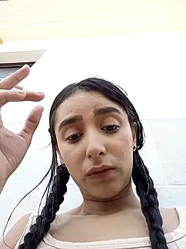 Snapshot of CandyFoxter_ chatting on October 12, 2025, 8:16 am CandyFoxter online show from October 12, 2025, 8:16 am