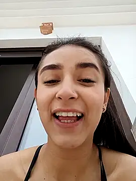 Snapshot of CandyFoxter_ chatting on October 8, 2025, 7:21 am CandyFoxter online show from October 8, 2025, 7:21 am