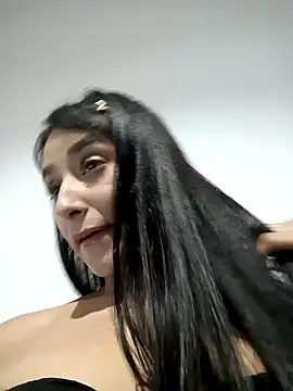 Snapshot of CandyFoxter_ chatting on October 2, 2025, 8:45 pm CandyFoxter online show from October 2, 2025, 8:45 pm