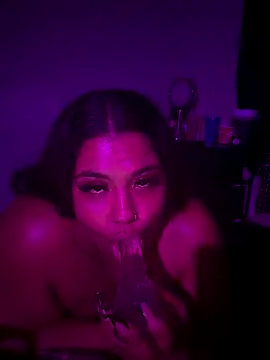 1n0nlythroat online show from September 18, 2025, 9:01 am