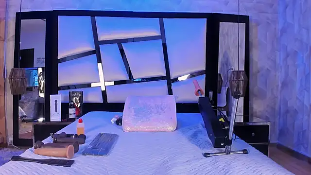 Snapshot of JuliaDavis_1 chatting on September 23, 2025, 4:19 am JuliaDavis 1 online show from September 23, 2025, 4:19 am