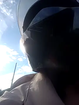  Alaskamisa online show from October 12, 2025, 9:27 pm