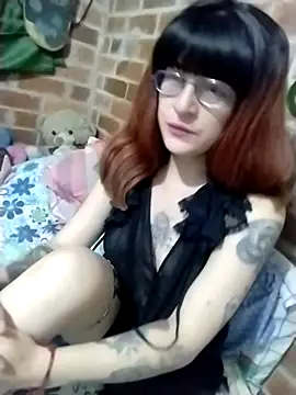  Alaskamisa online show from December 2, 2025, 4:03 am