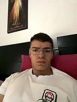 Snapshot of ALPHA_DOMINUS_ chatting on October 17, 2025, 10:22 pm ALPHA DOMINUS  online show from October 17, 2025, 10:22 pm