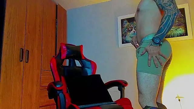 Snapshot of ALPHA_DOMINUS_ chatting on September 20, 2025, 4:17 am ALPHA DOMINUS  online show from September 20, 2025, 4:17 am