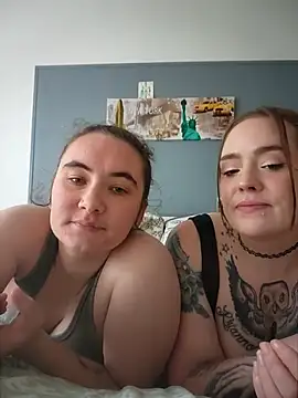 AndHerXO online show from May 10, 2026, 1:57 pm