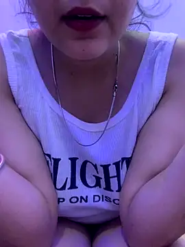 misharani00 online show from September 21, 2025, 1:27 pm