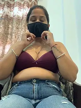 misharani00 online show from October 29, 2025, 9:08 am