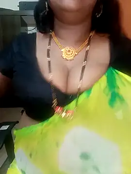 Snapshot of Chadni_kannada chatting on October 8, 2025, 6:30 pm Chadni kannada online show from October 8, 2025, 6:30 pm