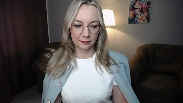 Ava Elior online show from March 30, 2026, 10:17 am