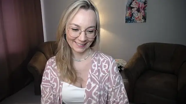 Snapshot of Ava_Elior chatting on June 30, 2026, 11:32 am Ava Elior online show from June 30, 2026, 11:32 am