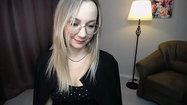 Ava Elior online show from November 8, 2025, 10:30 am