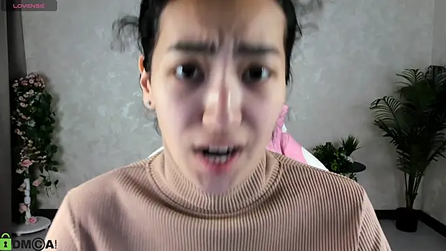 FlirtyAura online show from October 15, 2025, 3:05 am