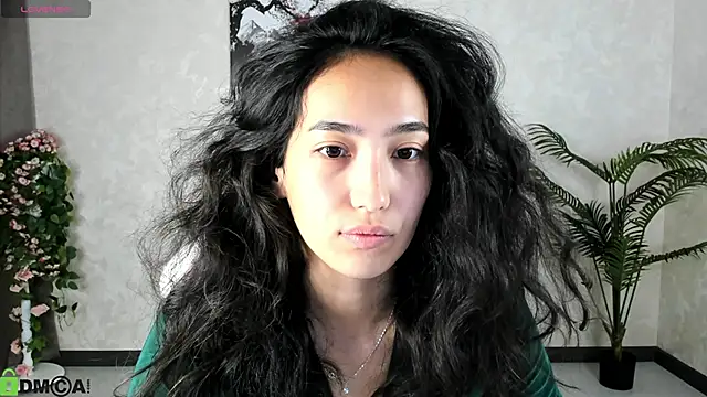 FlirtyAura online show from September 14, 2025, 3:40 am