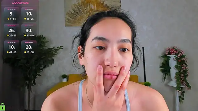 Snapshot of FlirtyAura chatting on February 2, 2026, 11:48 pm FlirtyAura online show from February 2, 2026, 11:48 pm