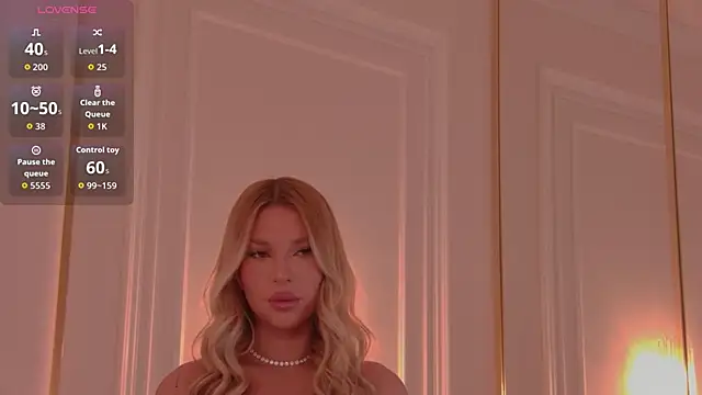 Snapshot of AriellaMelo chatting on September 28, 2025, 5:47 am AriellaMelo online show from September 28, 2025, 5:47 am