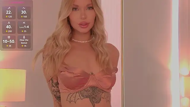 Snapshot of AriellaMelo chatting on October 23, 2025, 5:39 am AriellaMelo online show from October 23, 2025, 5:39 am