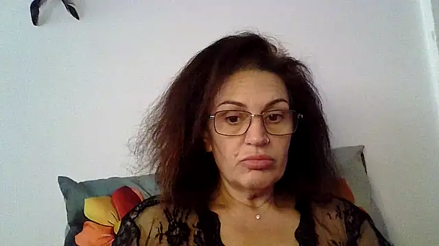 RubyyRosee online show from October 8, 2025, 1:34 pm