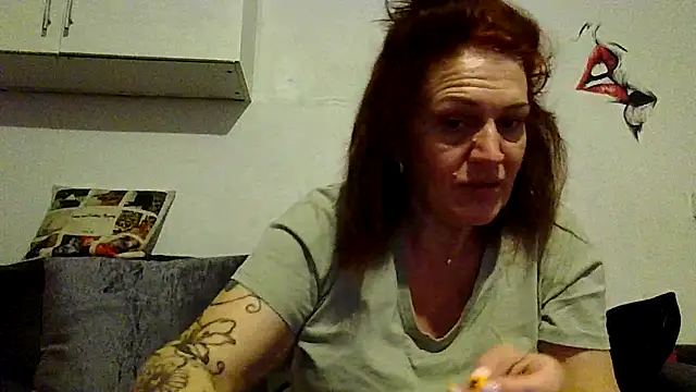 RubyyRosee online show from April 11, 2026, 5:59 am