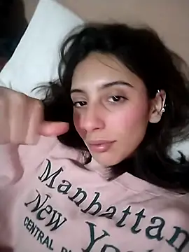 Snapshot of M4tute chatting on September 22, 2025, 10:05 pm M4tute online show from September 22, 2025, 10:05 pm