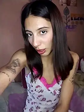 Snapshot of M4tute chatting on October 12, 2025, 9:05 pm M4tute online show from October 12, 2025, 9:05 pm