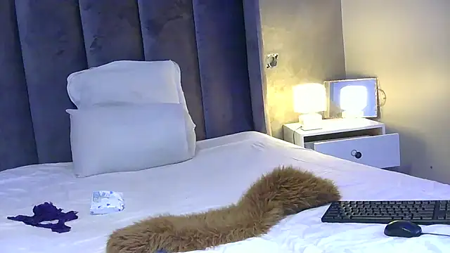 Snapshot of Ivysol chatting on October 7, 2025, 1:34 pm Ivysol online show from October 7, 2025, 1:34 pm