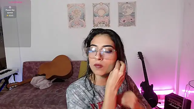 Snapshot of Susanahendrix chatting on November 12, 2025, 6:12 pm Susanahendrix online show from November 12, 2025, 6:12 pm