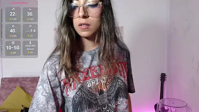 Snapshot of Susanahendrix chatting on January 15, 2026, 6:11 pm Susanahendrix online show from January 15, 2026, 6:11 pm