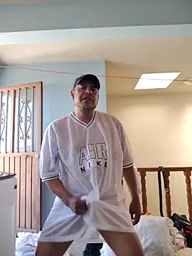 MRCforyou online show from March 2, 2026, 8:27 pm