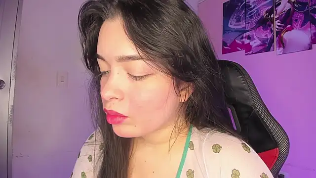 Snapshot of KateLee chatting on September 25, 2025, 10:16 pm KateLee online show from September 25, 2025, 10:16 pm