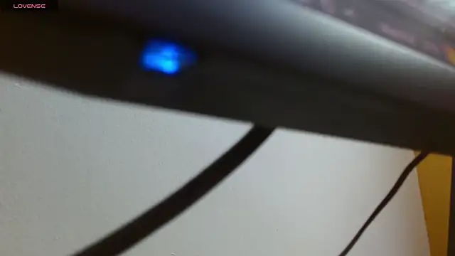 tinisweet online show from November 8, 2025, 11:25 am