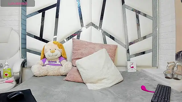 Snapshot of jazmin_waked chatting on September 29, 2025, 2:29 am jazmin waked online show from September 29, 2025, 2:29 am