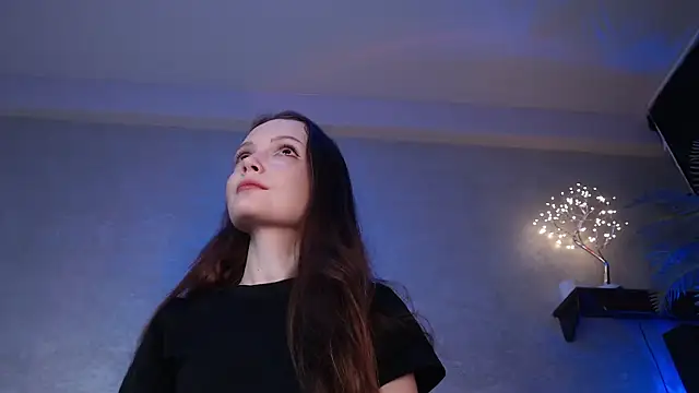 just vvv online show from April 12, 2026, 2:48 am