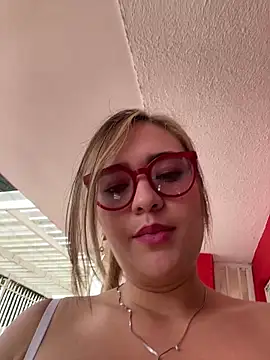 Snapshot of miss_berlyn chatting on May 13, 2026, 1:51 pm miss berlyn online show from May 13, 2026, 1:51 pm