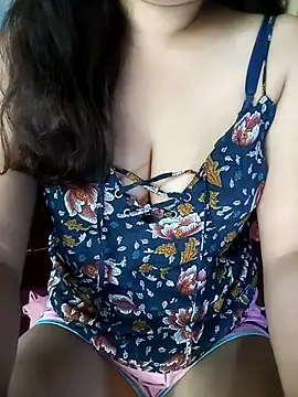 Snapshot of babyangela14 chatting on October 31, 2025, 4:09 am babyangela14 online show from October 31, 2025, 4:09 am